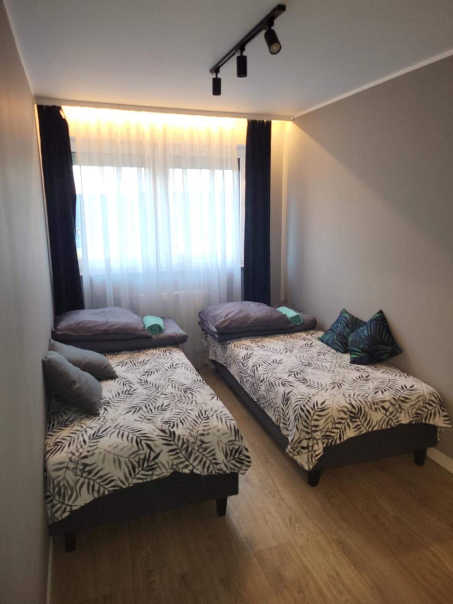 Komfortowy Apartament Dla 7 Osob Ch Arena, Prywatny Parking Gliwice Exterior photo